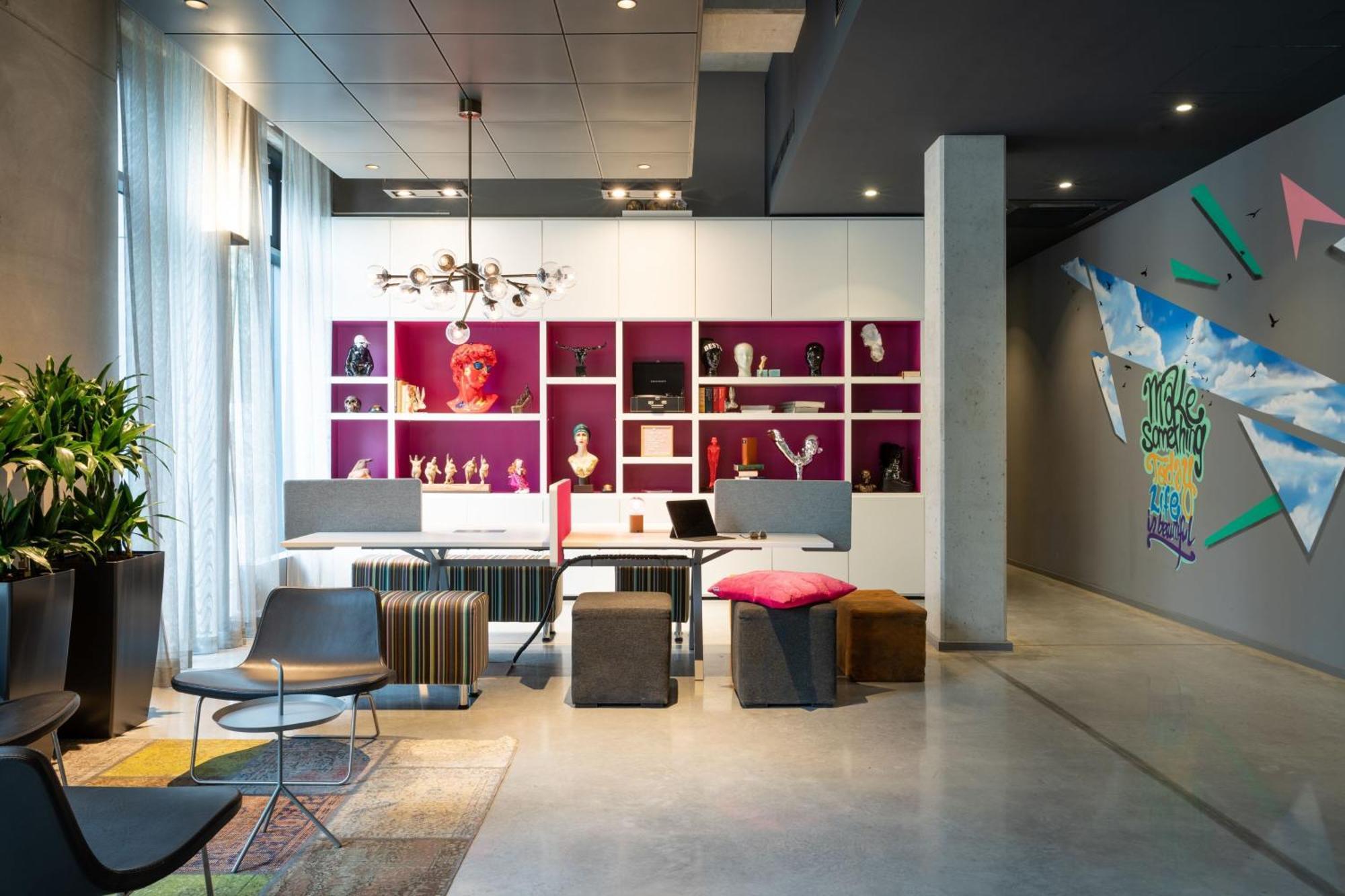 Moxy Frankfurt Airport Frankfurt am Main